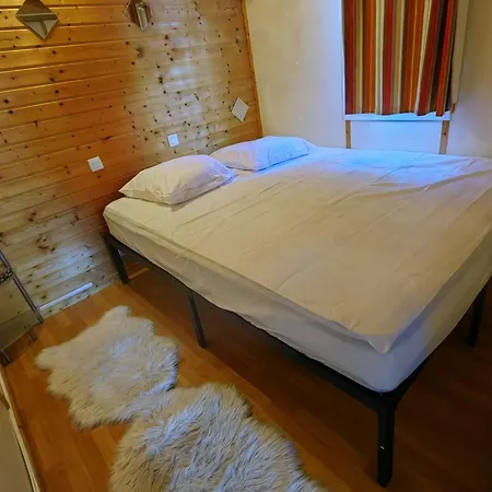 Chalet Climatise Au Calme Avec Piscine, Parking, Proche Plages Et Commerces - Fr-1-607-187