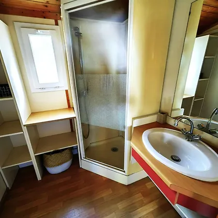 Chalet Climatise Au Calme Avec Piscine, Parking, Proche Plages Et Commerces - Fr-1-607-187 Agde